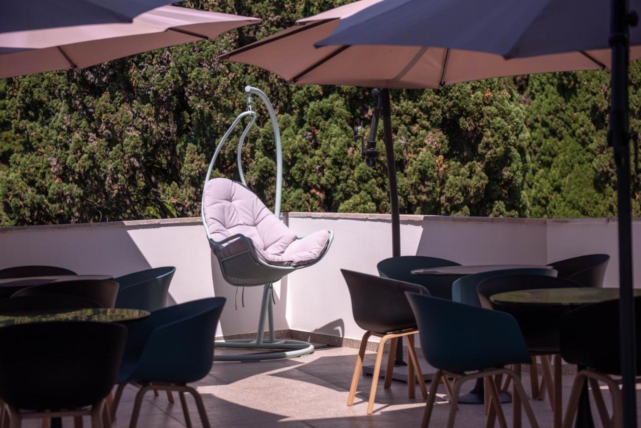 Abaash Hotel Afon New Athos Екстериор снимка