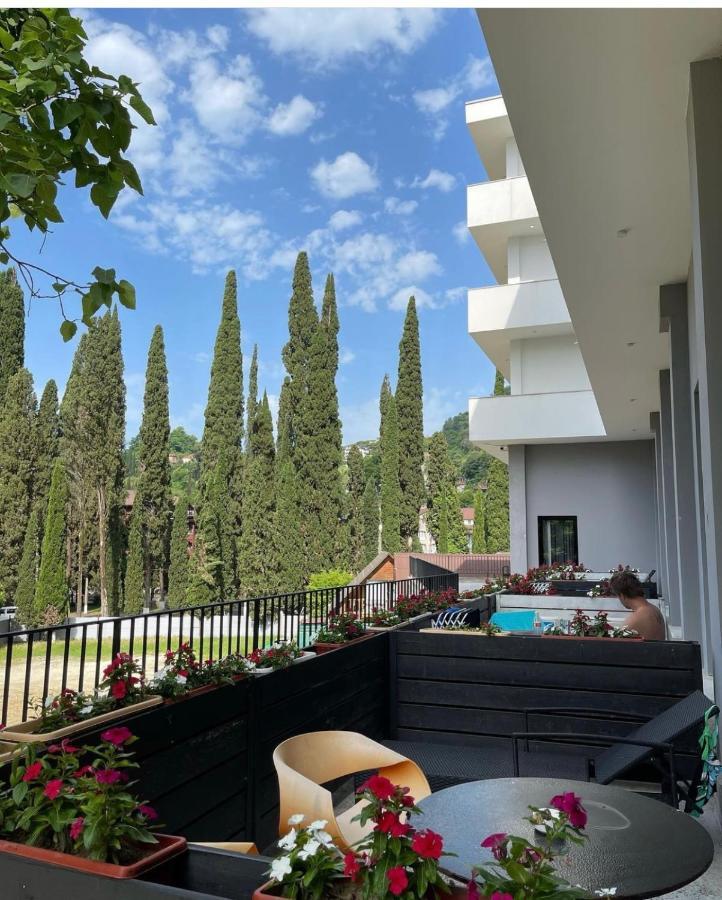 Abaash Hotel Afon New Athos Екстериор снимка