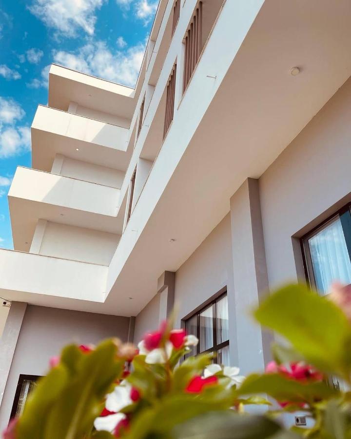 Abaash Hotel Afon New Athos Екстериор снимка