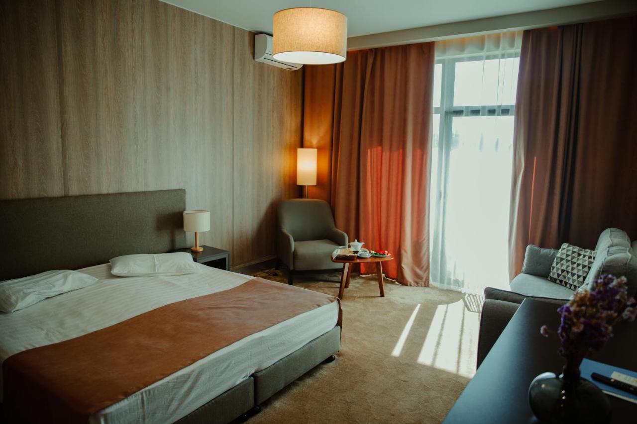 Abaash Hotel Afon New Athos Екстериор снимка