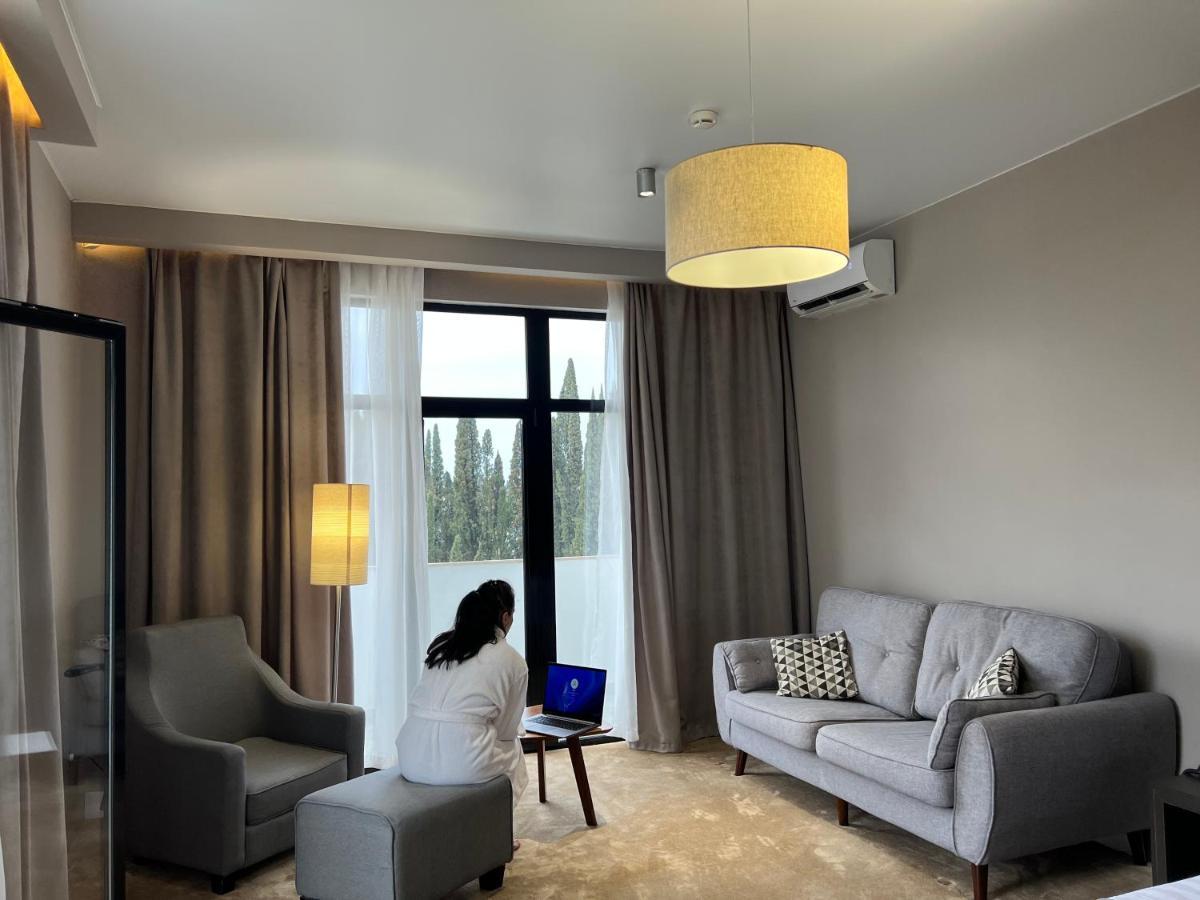 Abaash Hotel Afon New Athos Екстериор снимка